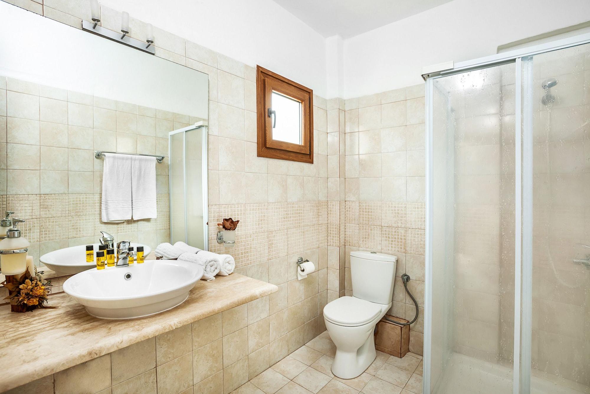 Nereides Hotel ฮานิโอติ ภายนอก รูปภาพ