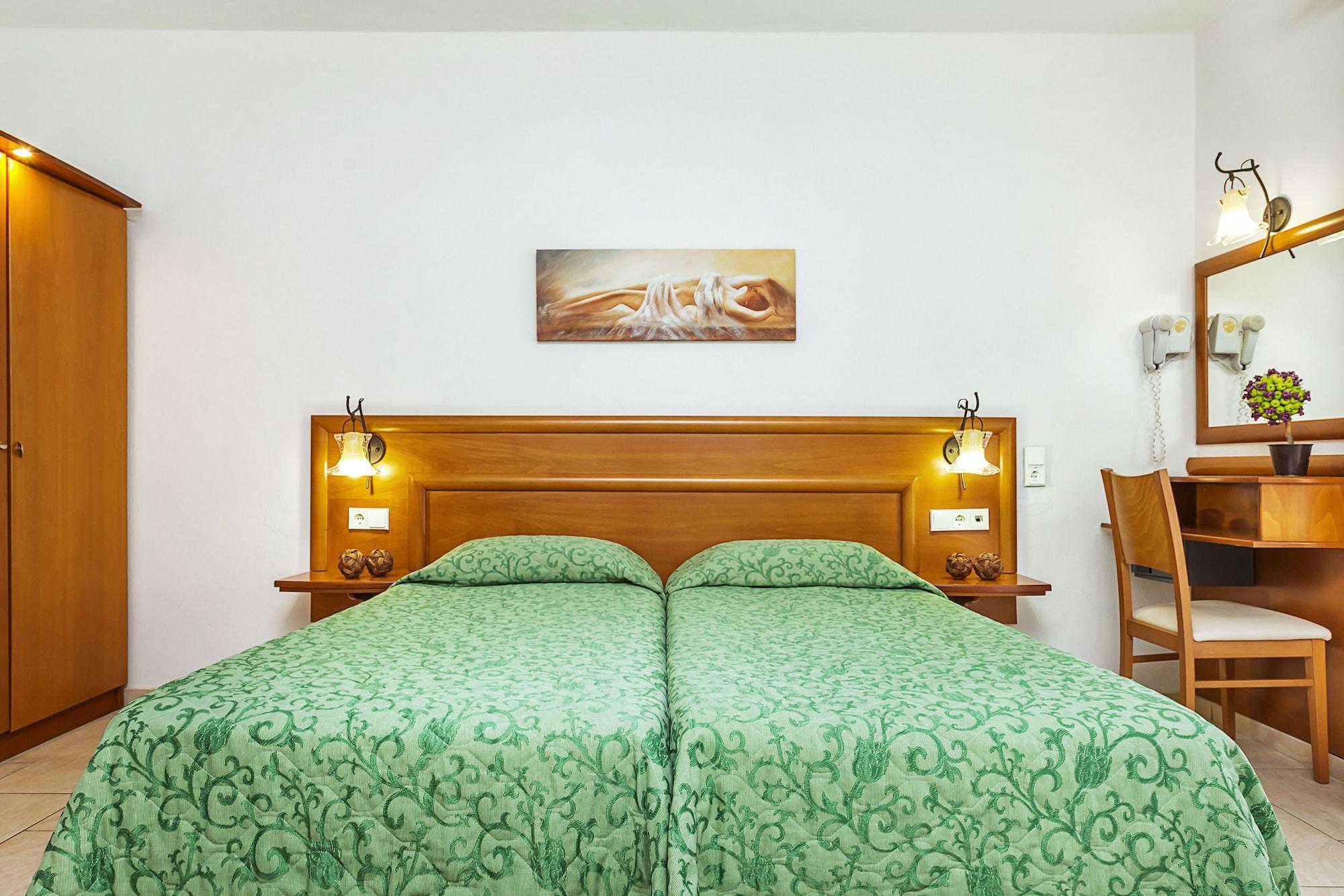 Nereides Hotel ฮานิโอติ ภายนอก รูปภาพ