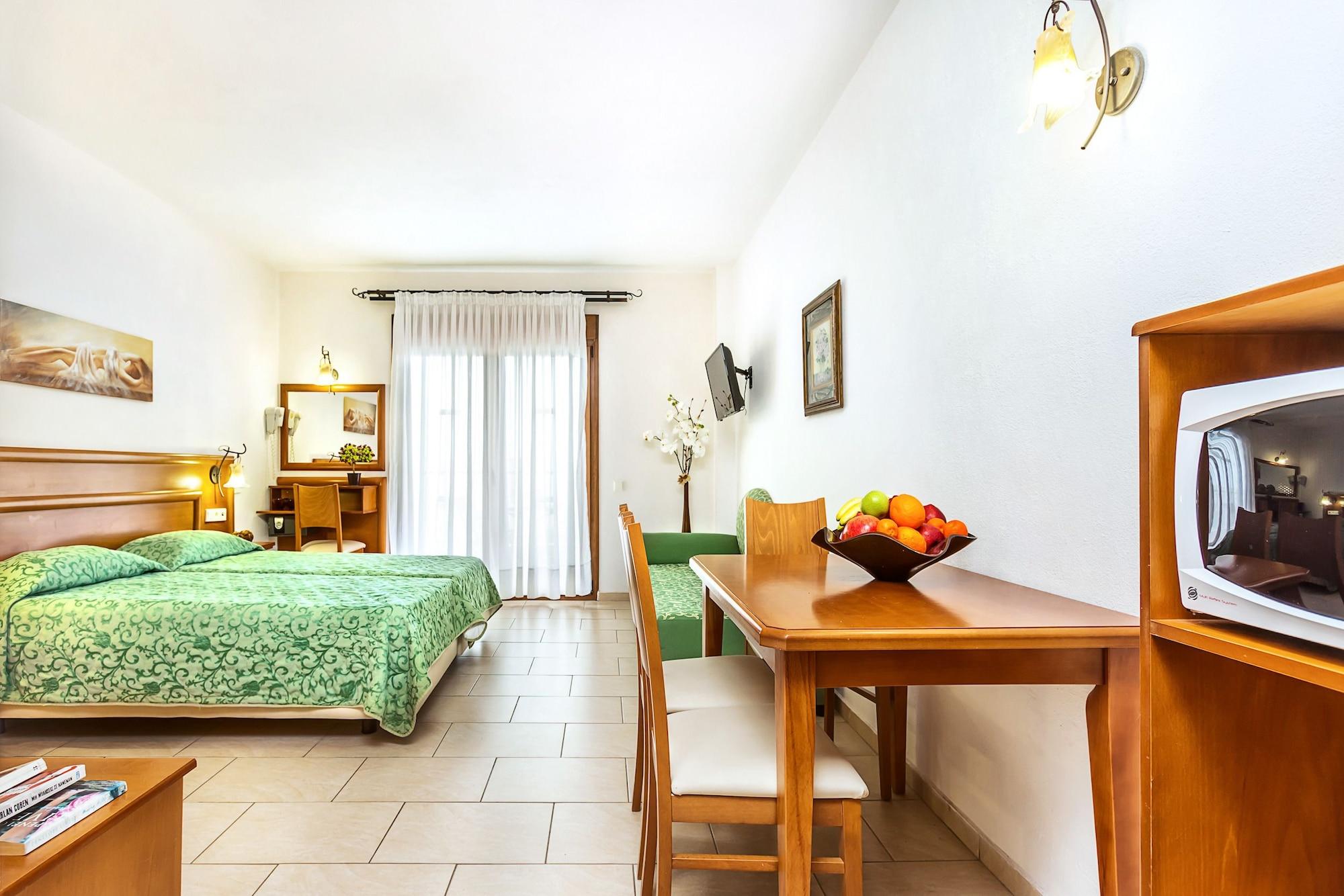 Nereides Hotel ฮานิโอติ ภายนอก รูปภาพ