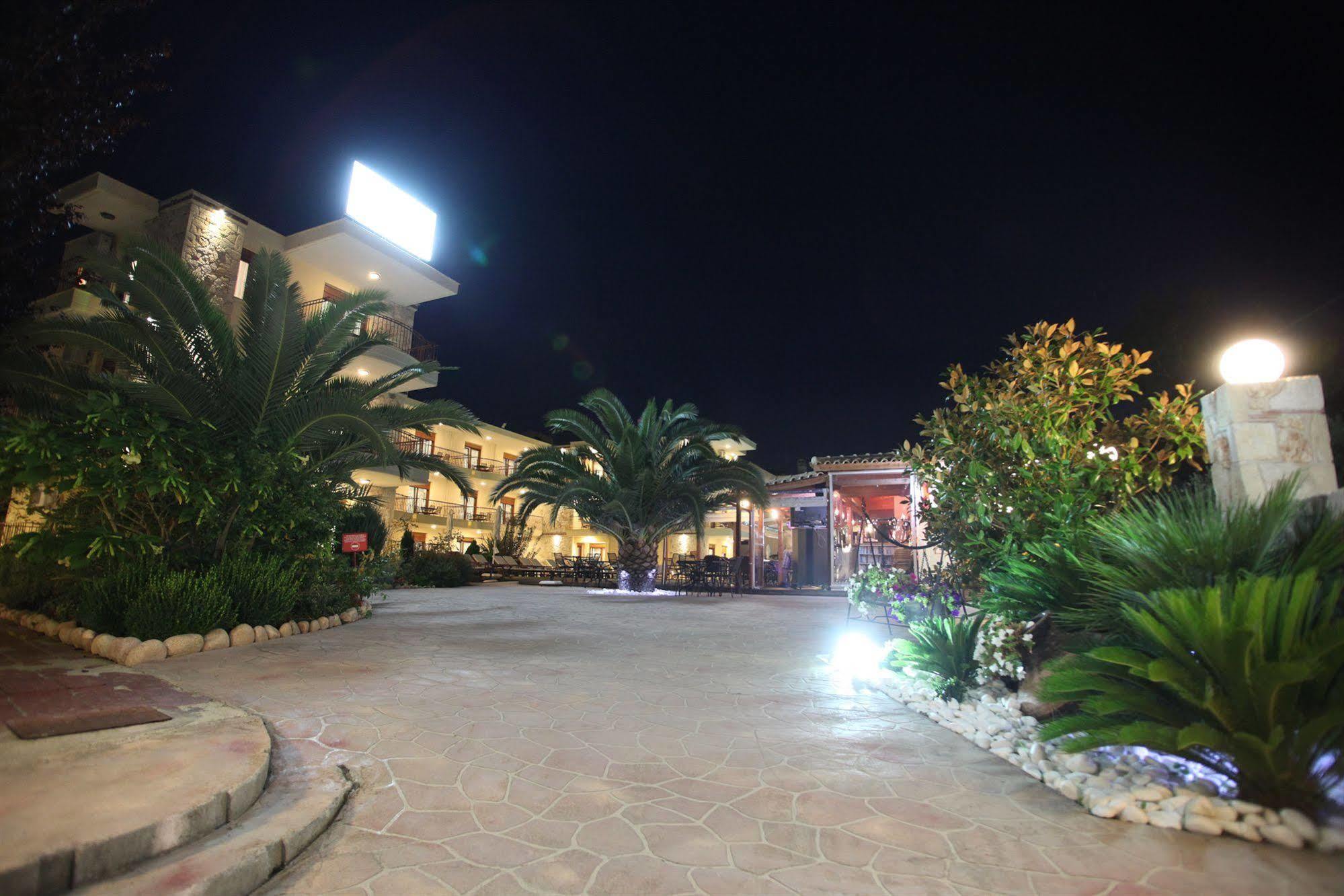 Nereides Hotel ฮานิโอติ ภายนอก รูปภาพ