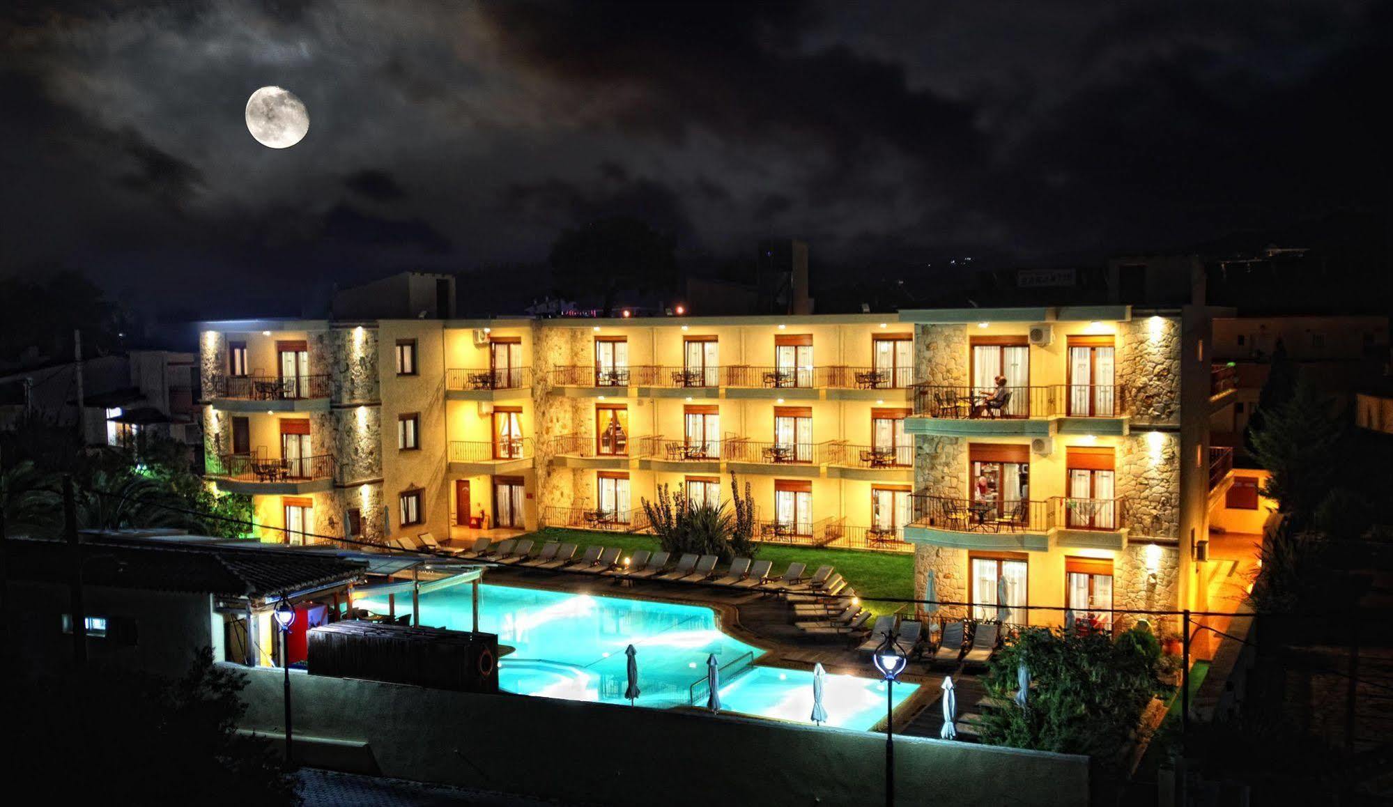 Nereides Hotel ฮานิโอติ ภายนอก รูปภาพ